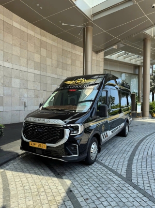 Thuê Xe Limousine 